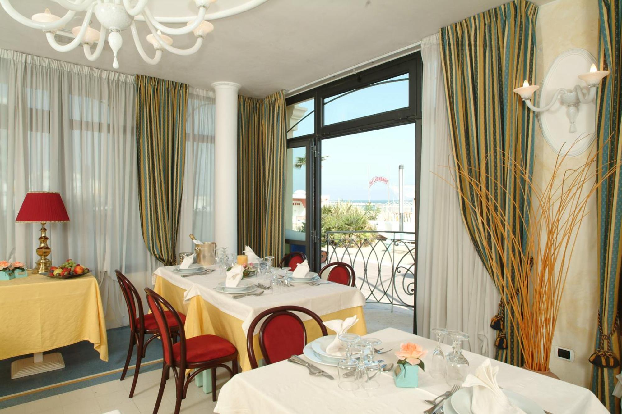 Hotel Bridge Bellaria-Igea Marina Esterno foto