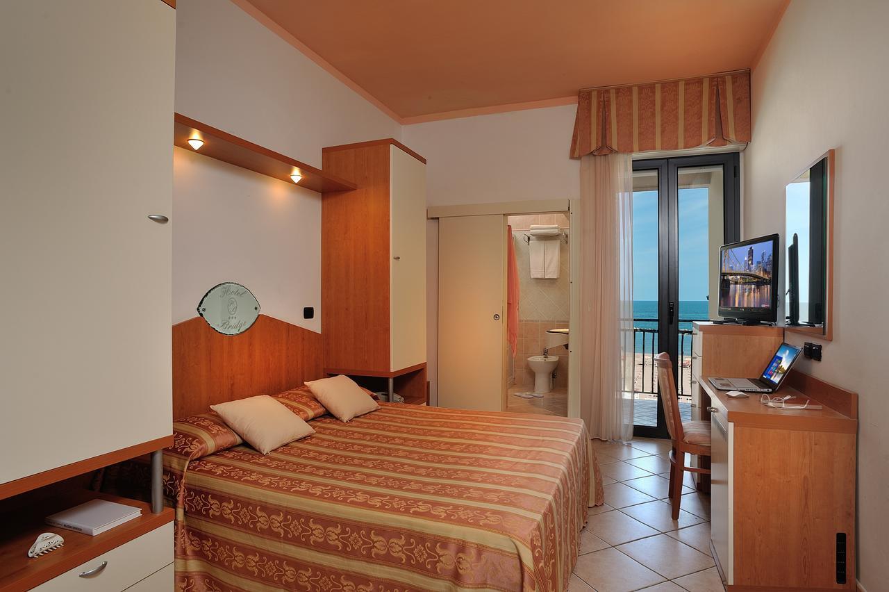 Hotel Bridge Bellaria-Igea Marina Esterno foto