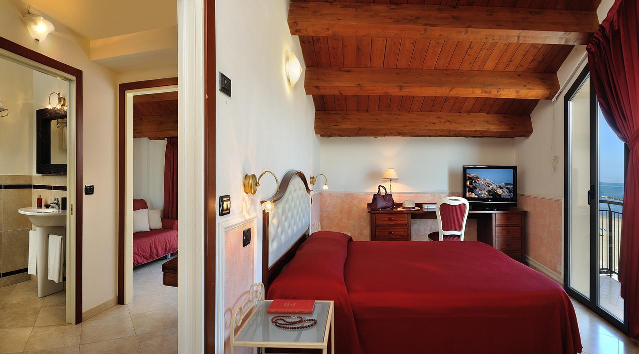 Hotel Bridge Bellaria-Igea Marina Esterno foto