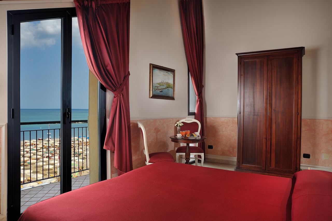 Hotel Bridge Bellaria-Igea Marina Esterno foto